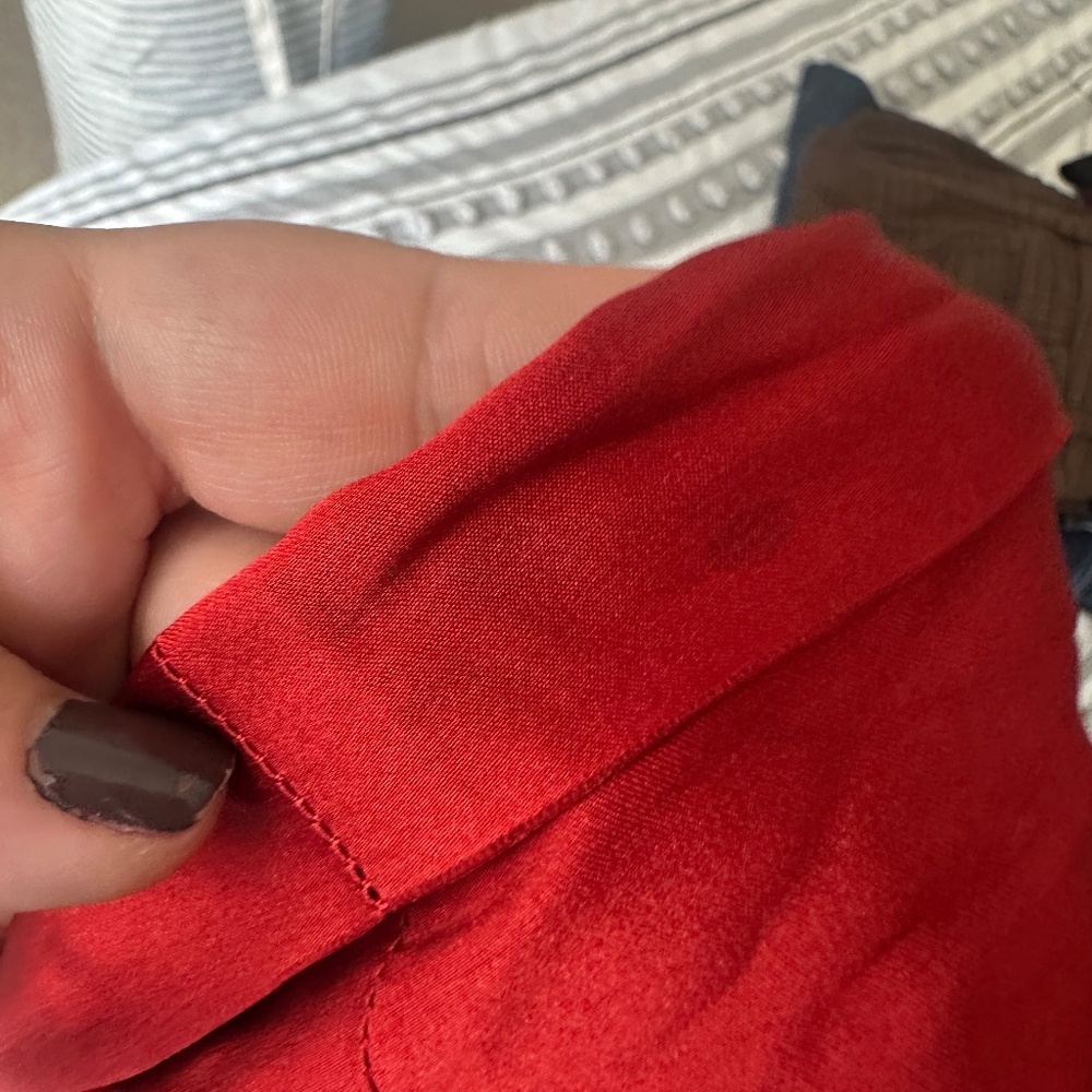 Vintage Christian Dior Red Silk Blouse | Tricots et Coordonnés | EU 44 / US 12 - Picture 10 of 10